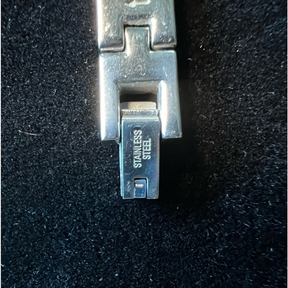 Fossil ladies watch ES 9461 All Stainless NEW BATTERY installed (Oct 202… - Picture 4 of 4